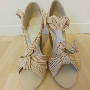 $49 New Women Strappy Wedge Sandals 5.5